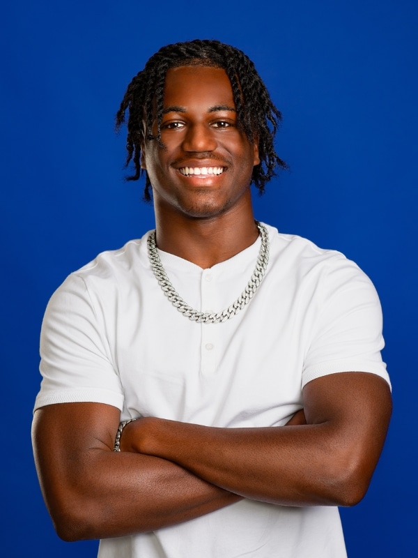 Jones-family-orthodontics-patient-photos-11 Jones family orthodontics patient photo shoot smiling after treatment white t-shirt