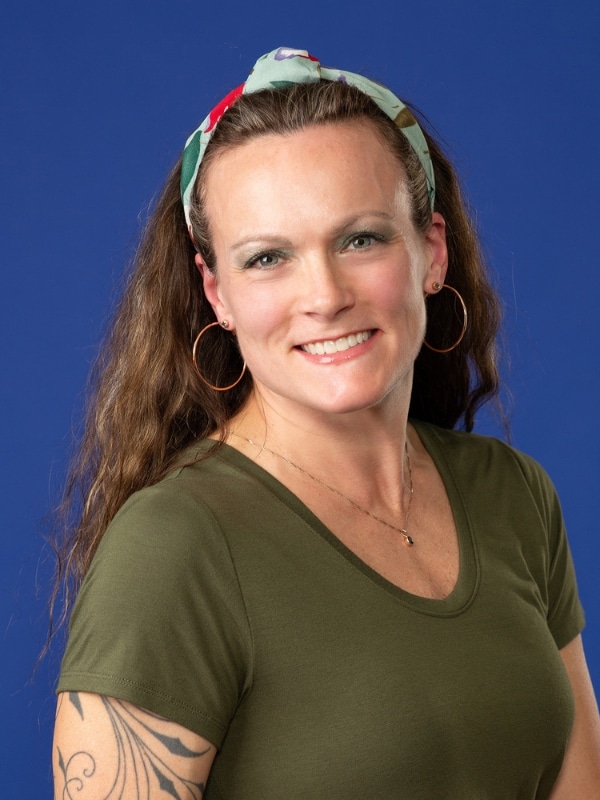 Jones-family-orthodontics-patient-photos-6 Jones family orthodontics patient photo shoot woman wearing green top