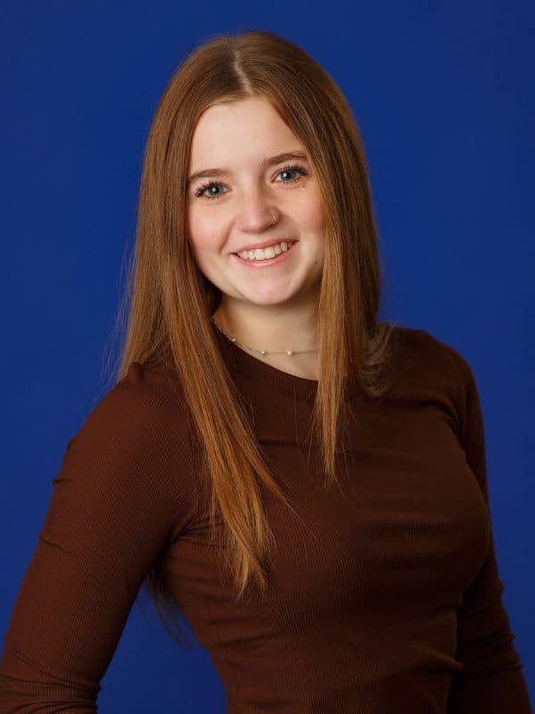 Post-orthodontic-treatment-teen Patient smiling straight teeth